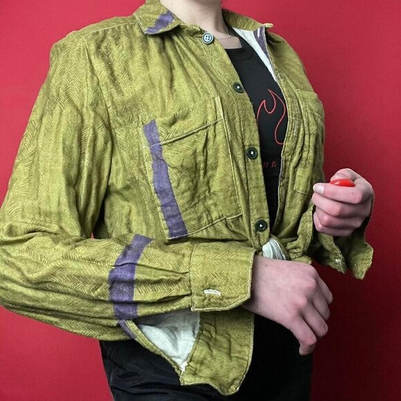 One of a kind / Vintage brownish green and purple button upโโโโโโโโโโโ - Picture 2 of 5